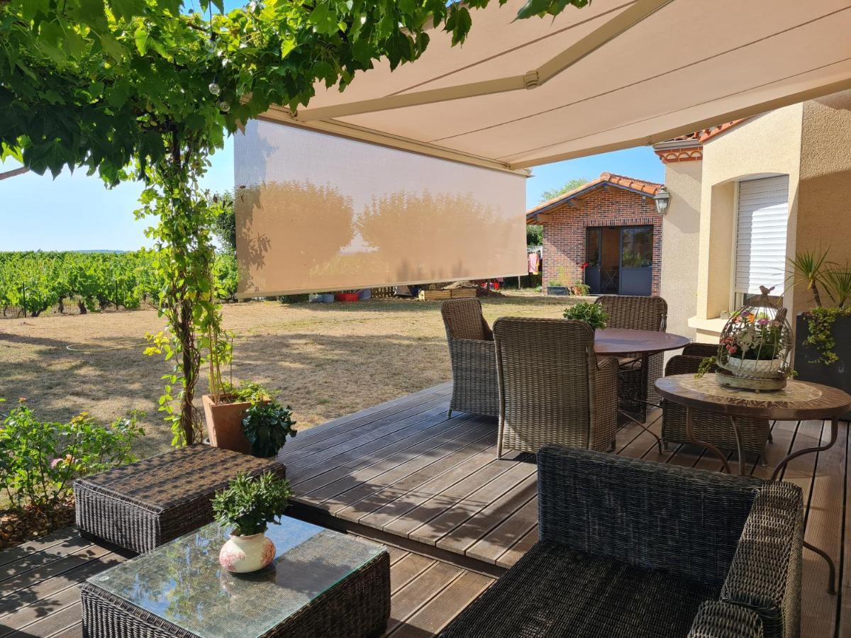 Liré Entre Loire Et Vignobles Bed & Breakfast エクステリア 写真